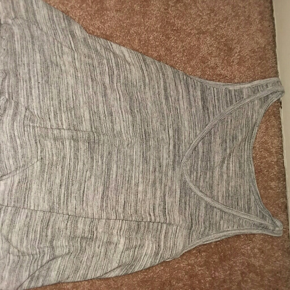 Hollister tank